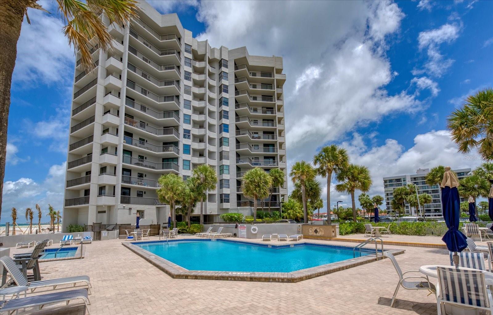 Image 42 of 59 For 1660 Gulf Boulevard 403