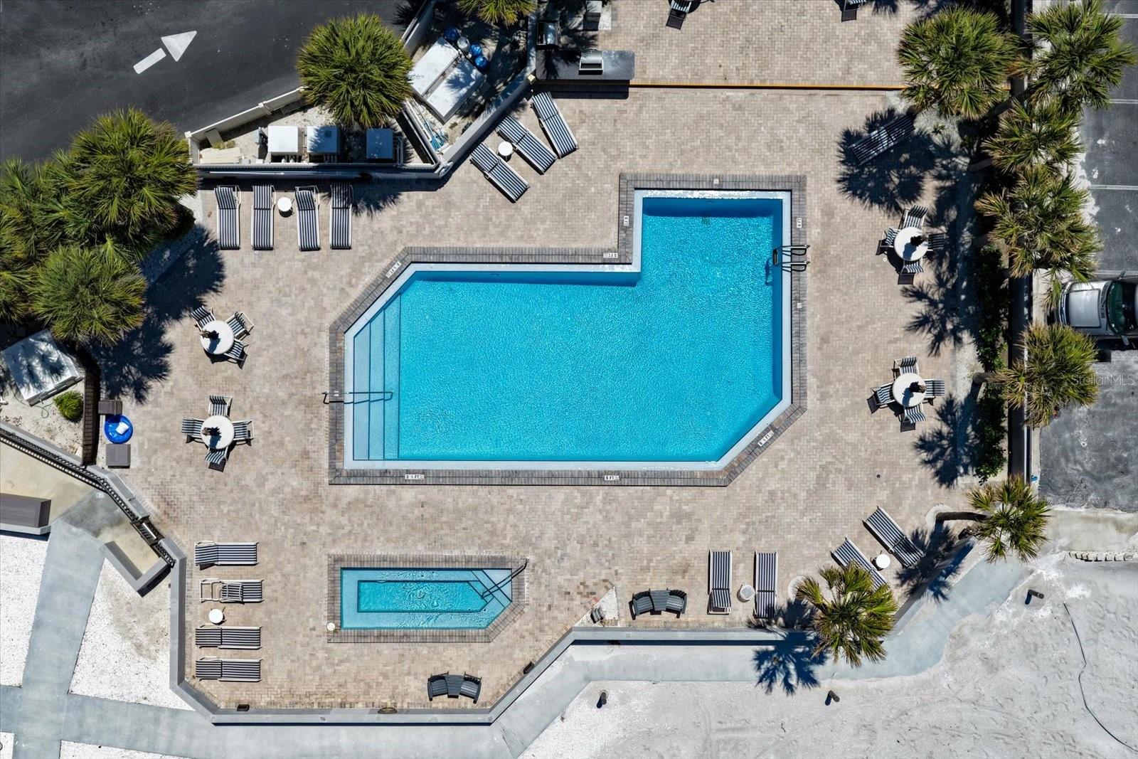 Image 43 of 59 For 1660 Gulf Boulevard 403
