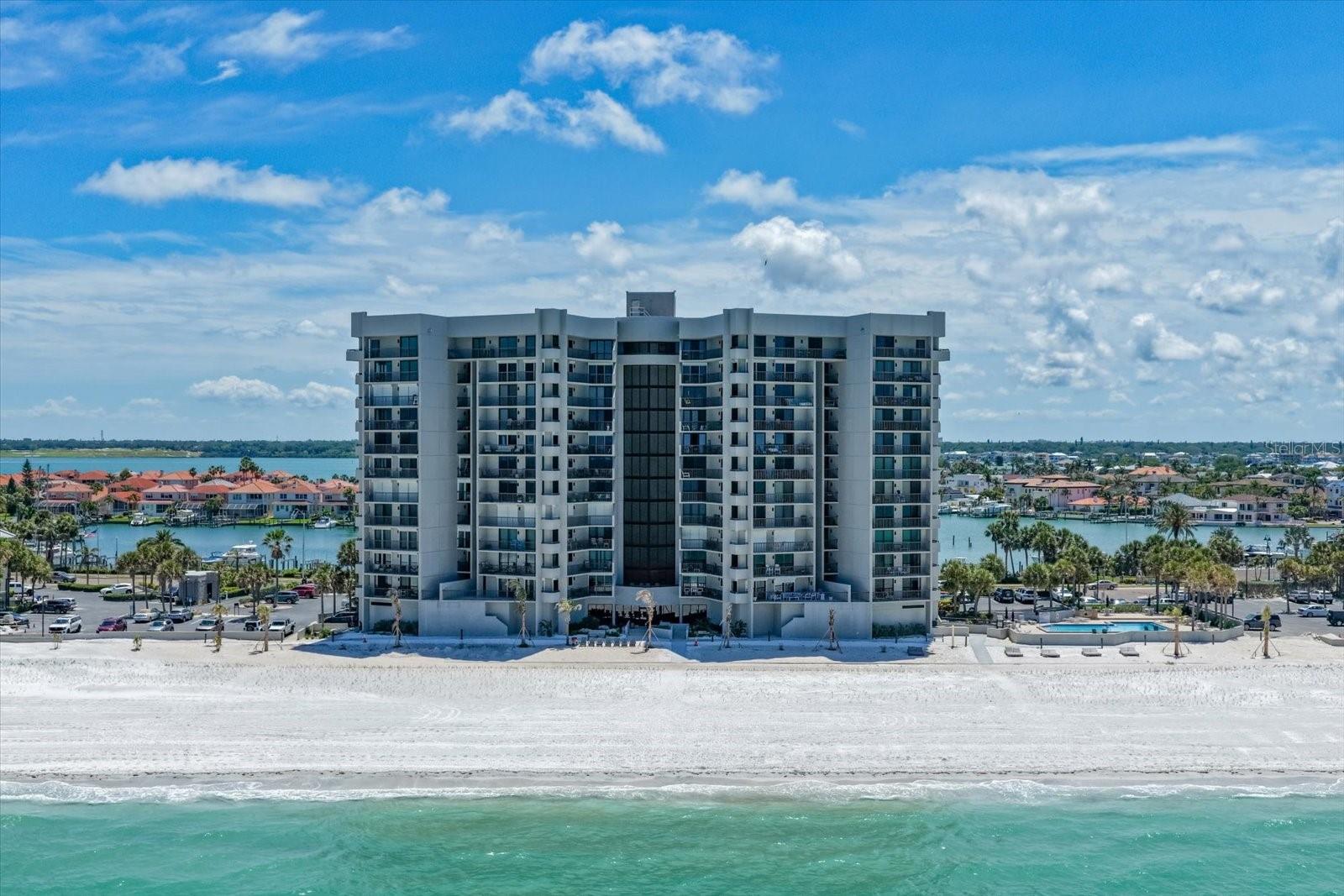 Image 48 of 59 For 1660 Gulf Boulevard 403