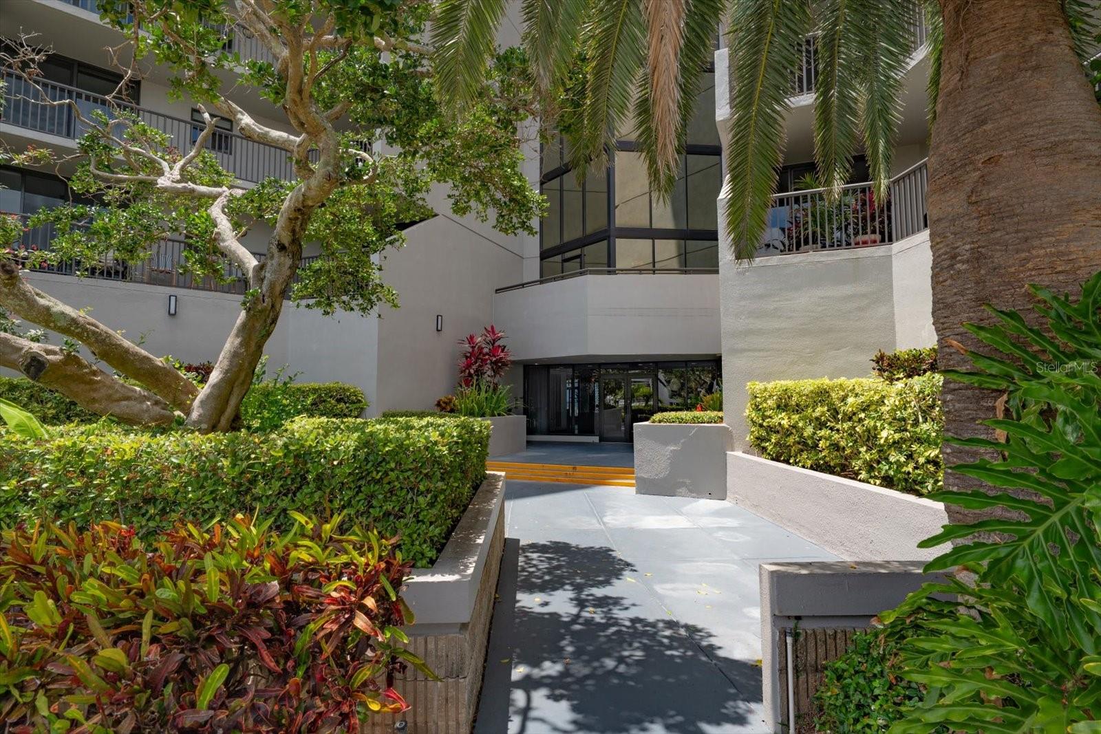 Image 54 of 59 For 1660 Gulf Boulevard 403