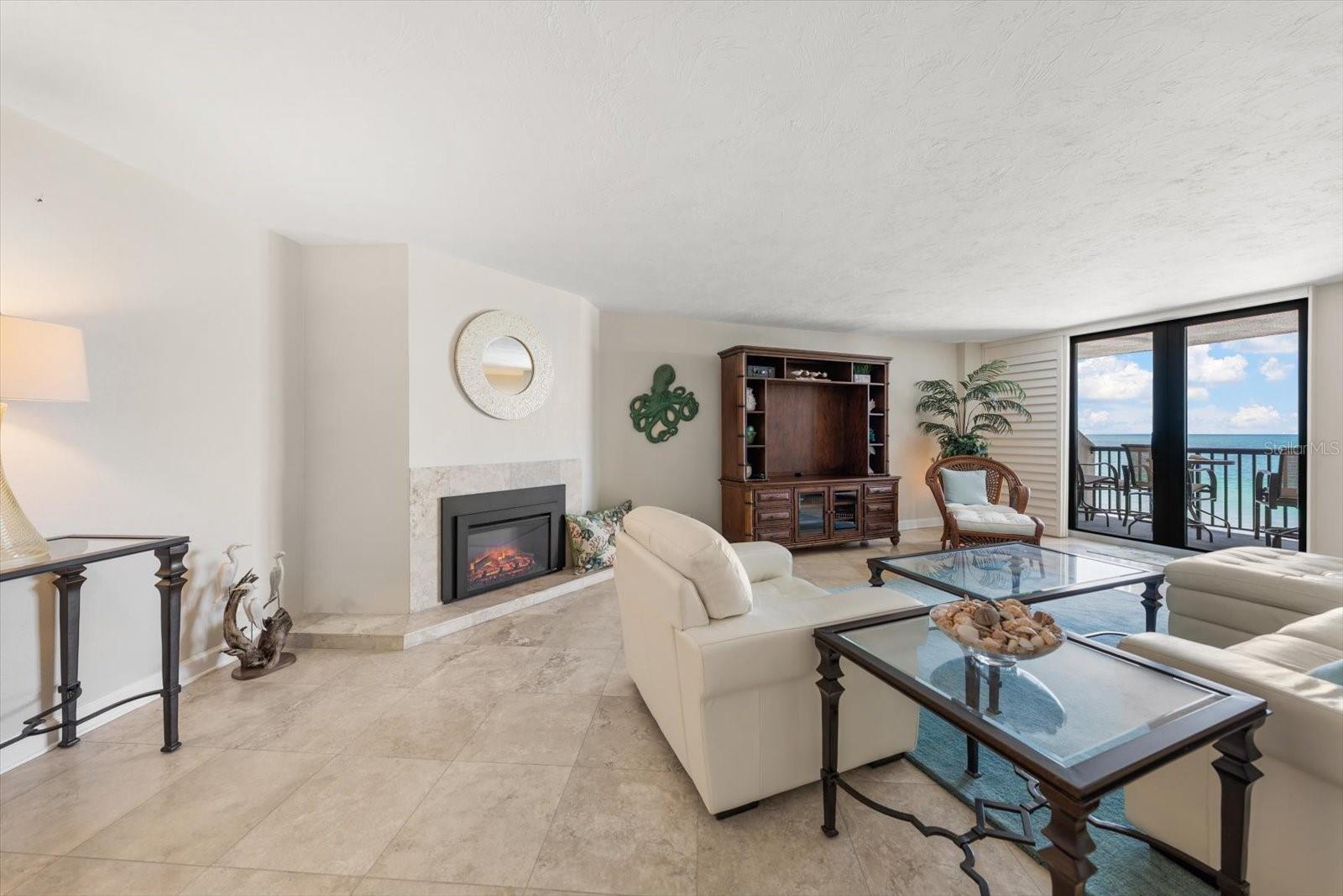 Image 6 of 59 For 1660 Gulf Boulevard 403