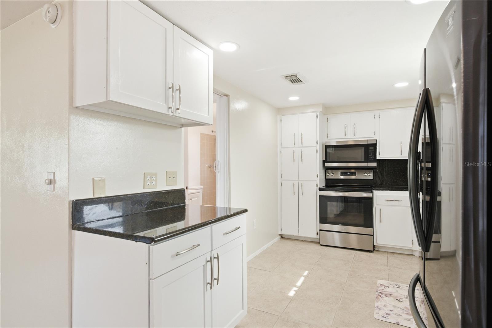 Image 14 of 48 For 11205 Glover Road