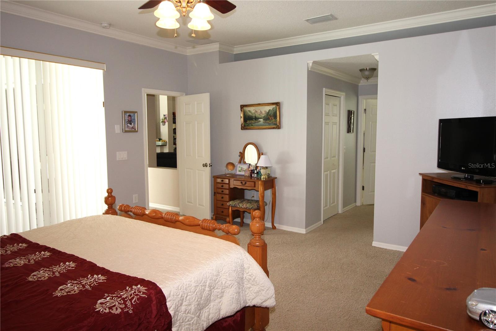 Image 18 of 41 For 14743 Heronglen Drive
