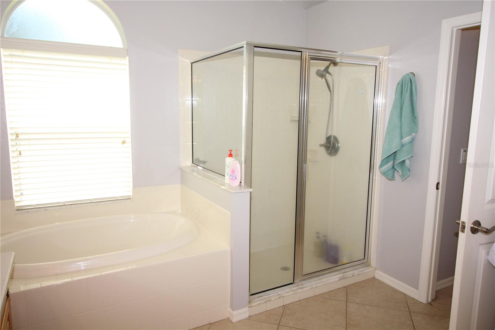 Image 20 of 41 For 14743 Heronglen Drive