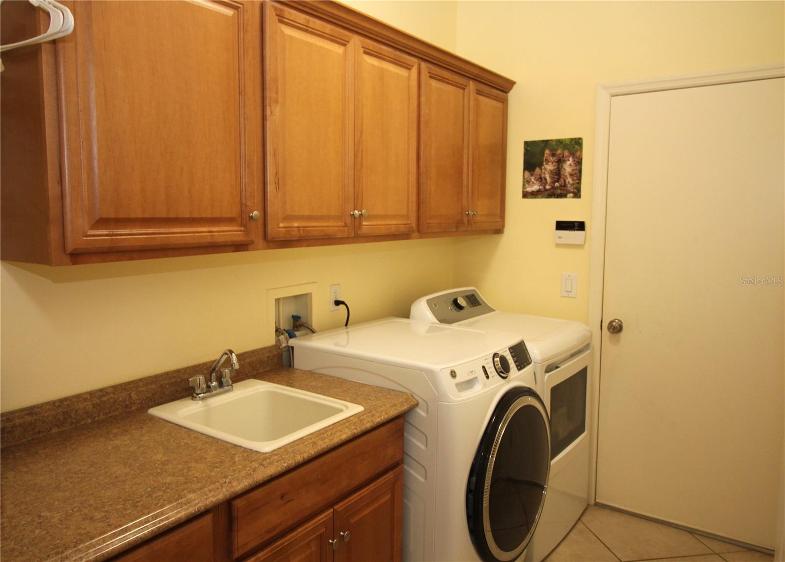 Image 22 of 41 For 14743 Heronglen Drive