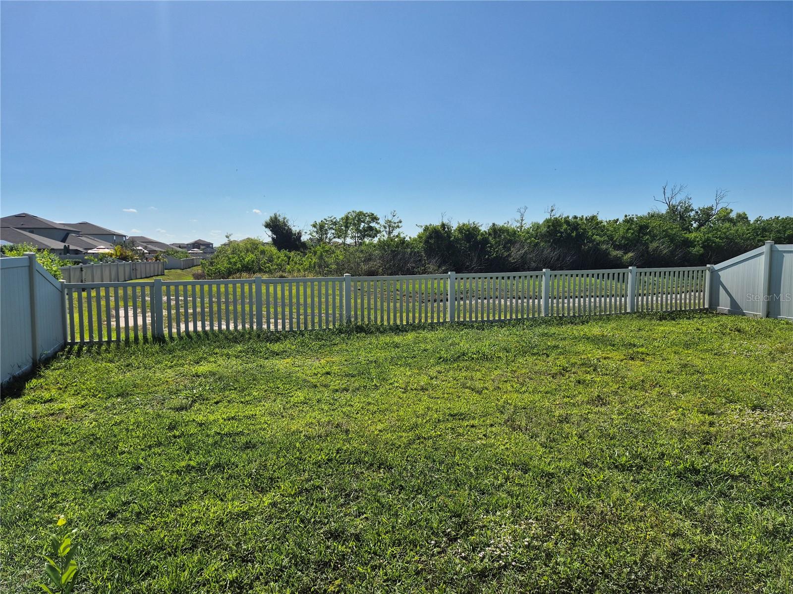 Image 20 of 23 For 7033 King Creek Drive