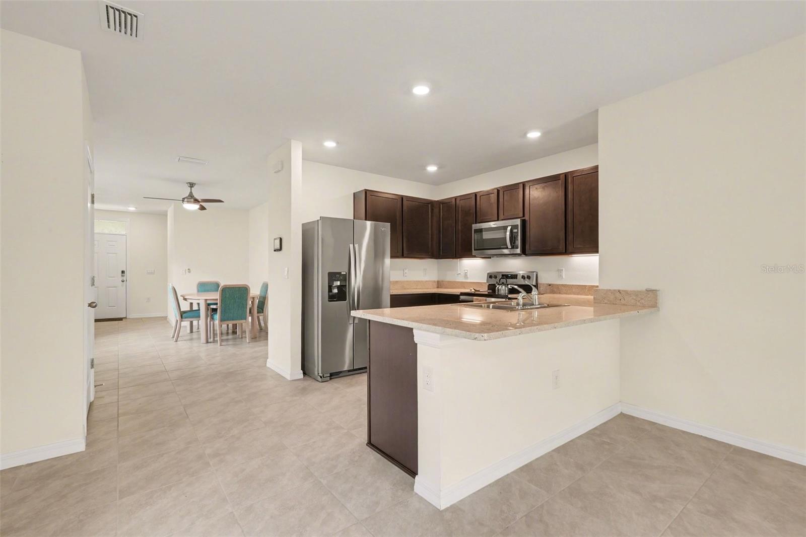 Image 17 of 41 For 3296 Suncoast Plains Drive