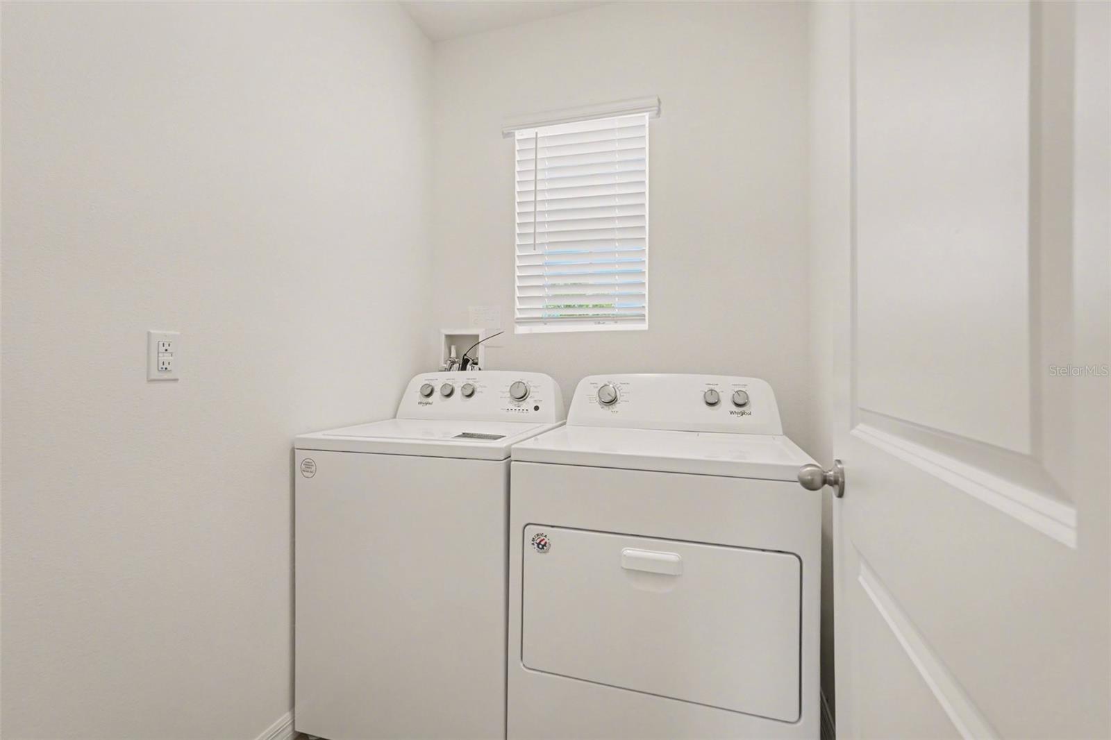 Image 31 of 41 For 3296 Suncoast Plains Drive