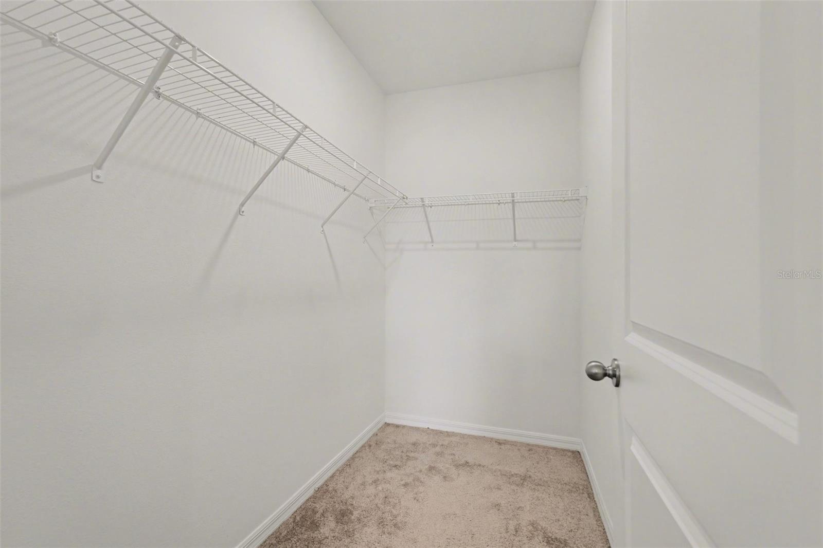 Image 32 of 41 For 3296 Suncoast Plains Drive