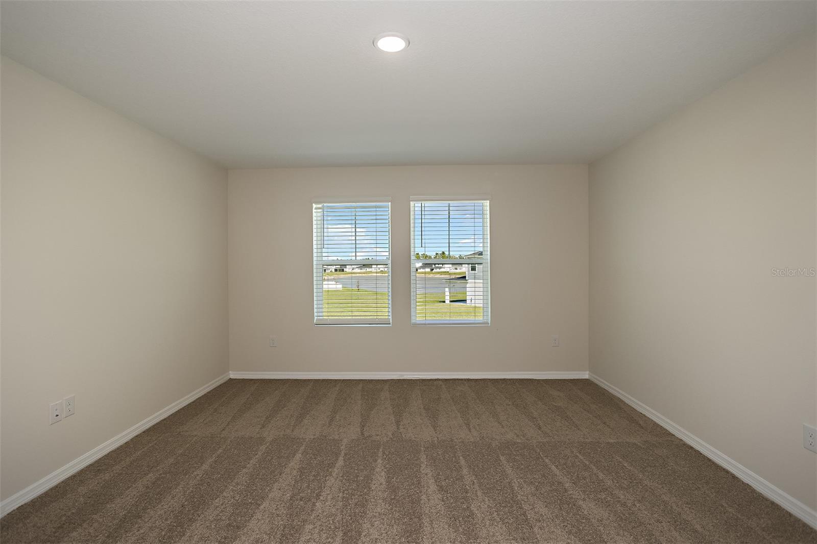 Image 4 of 21 For 1700 Vanilla Street