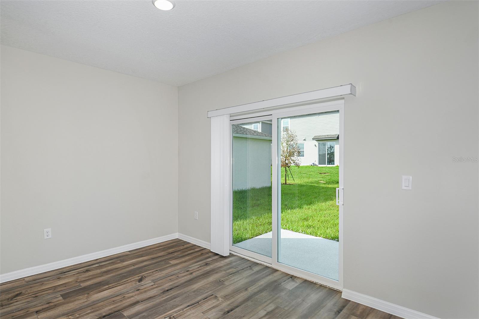 Image 16 of 25 For 1719 Vanilla Street
