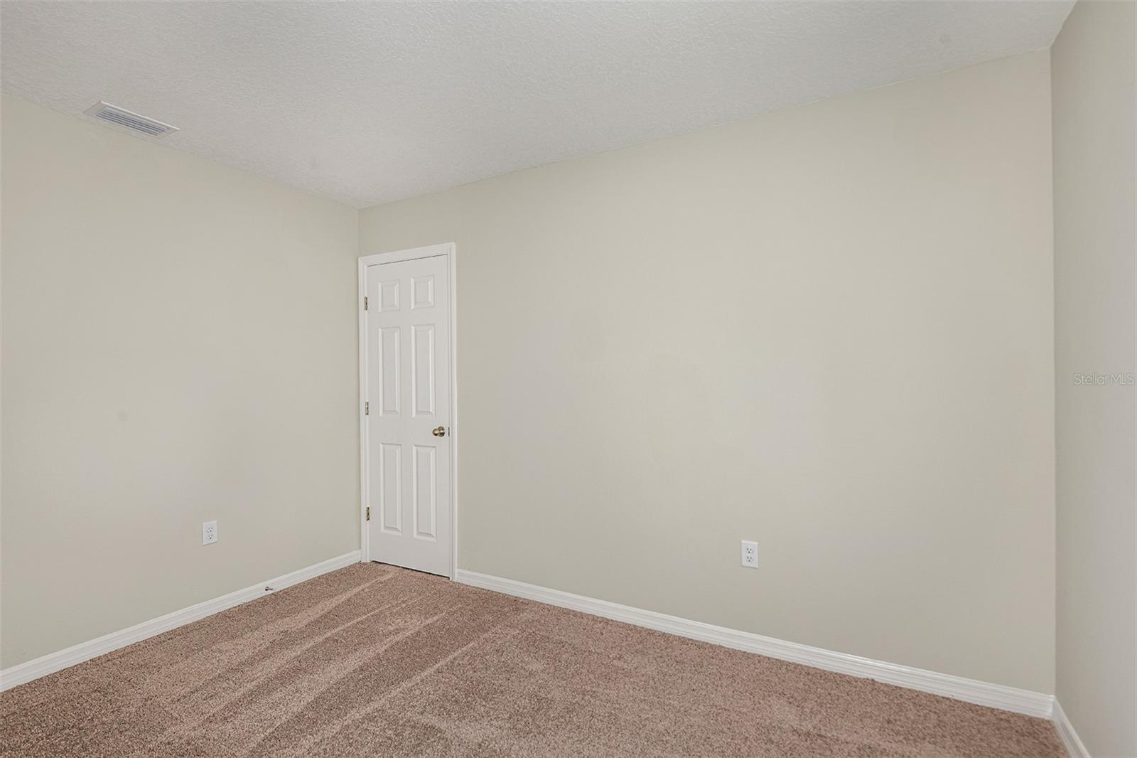 Image 18 of 25 For 1719 Vanilla Street