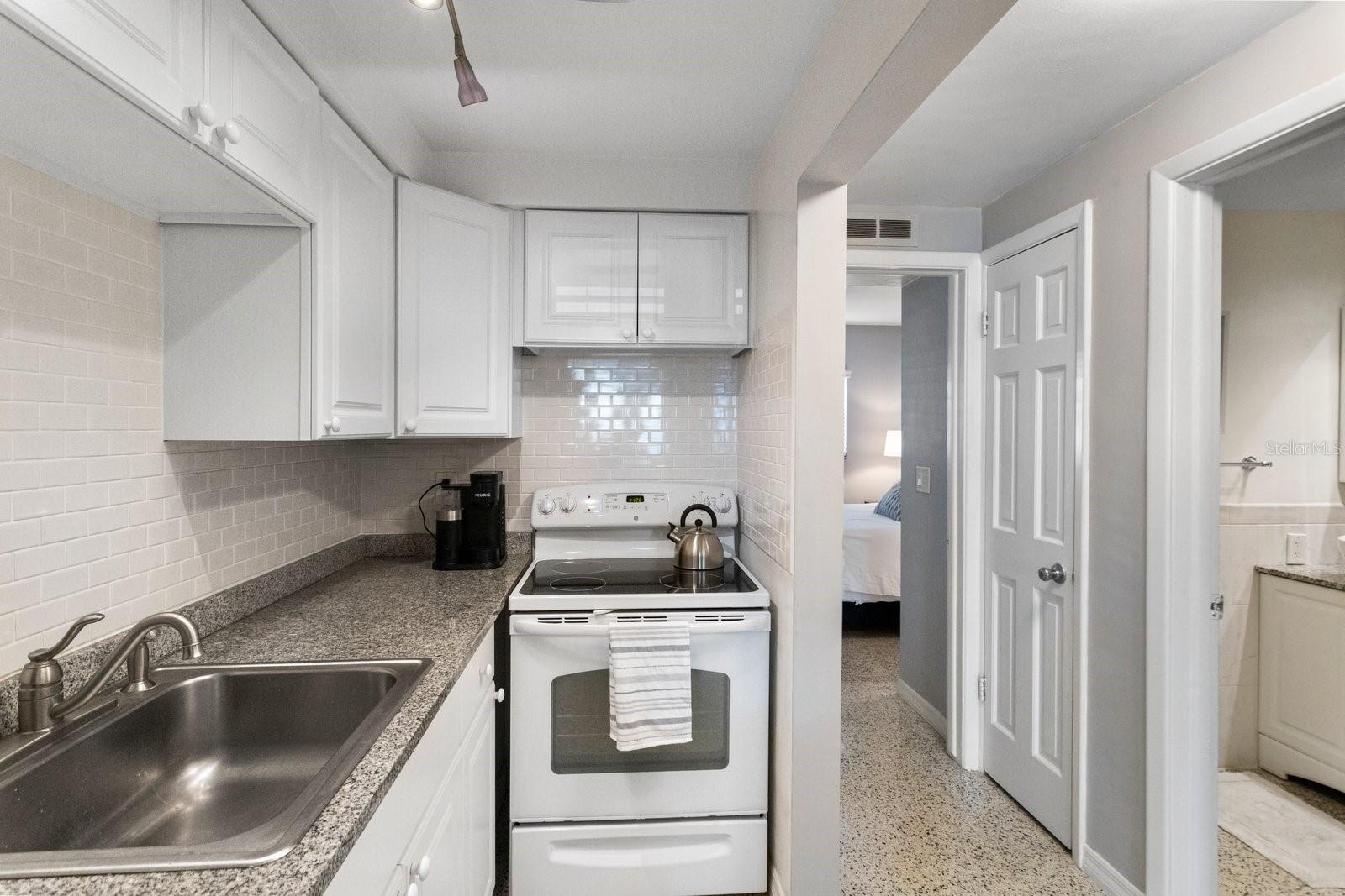 Image 14 of 41 For 505 67th Avenue 5