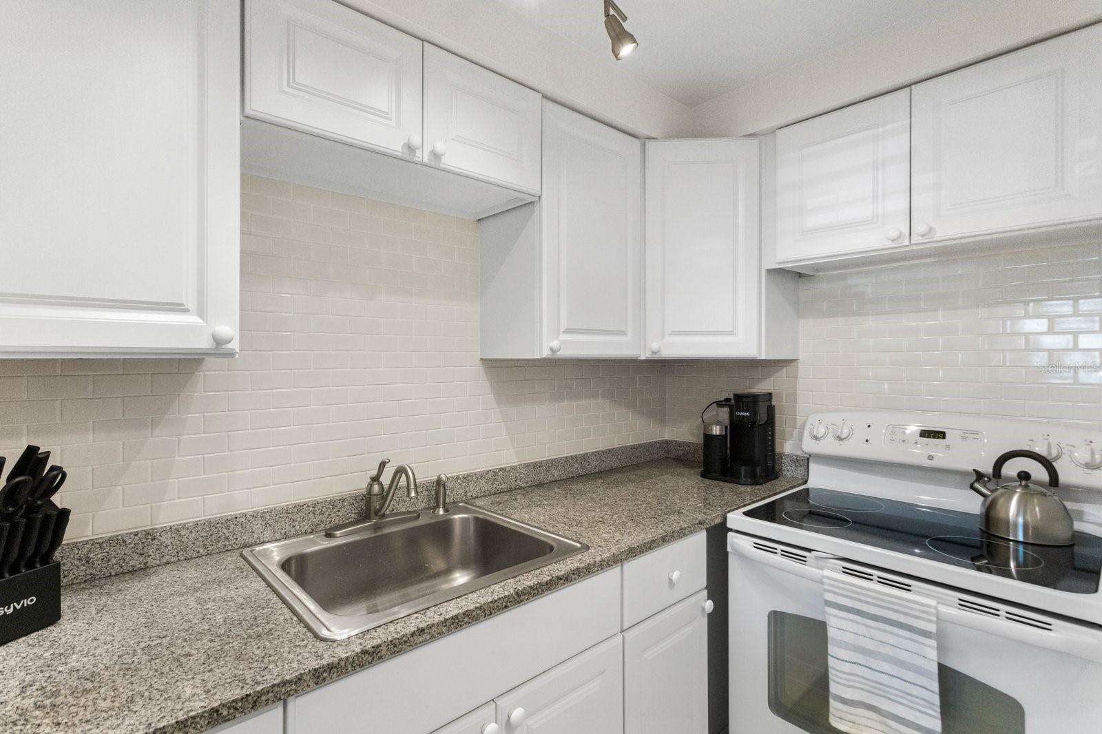 Image 15 of 41 For 505 67th Avenue 5
