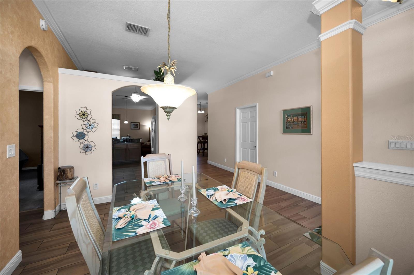 Image 14 of 53 For 8202 Wild Oaks Circle