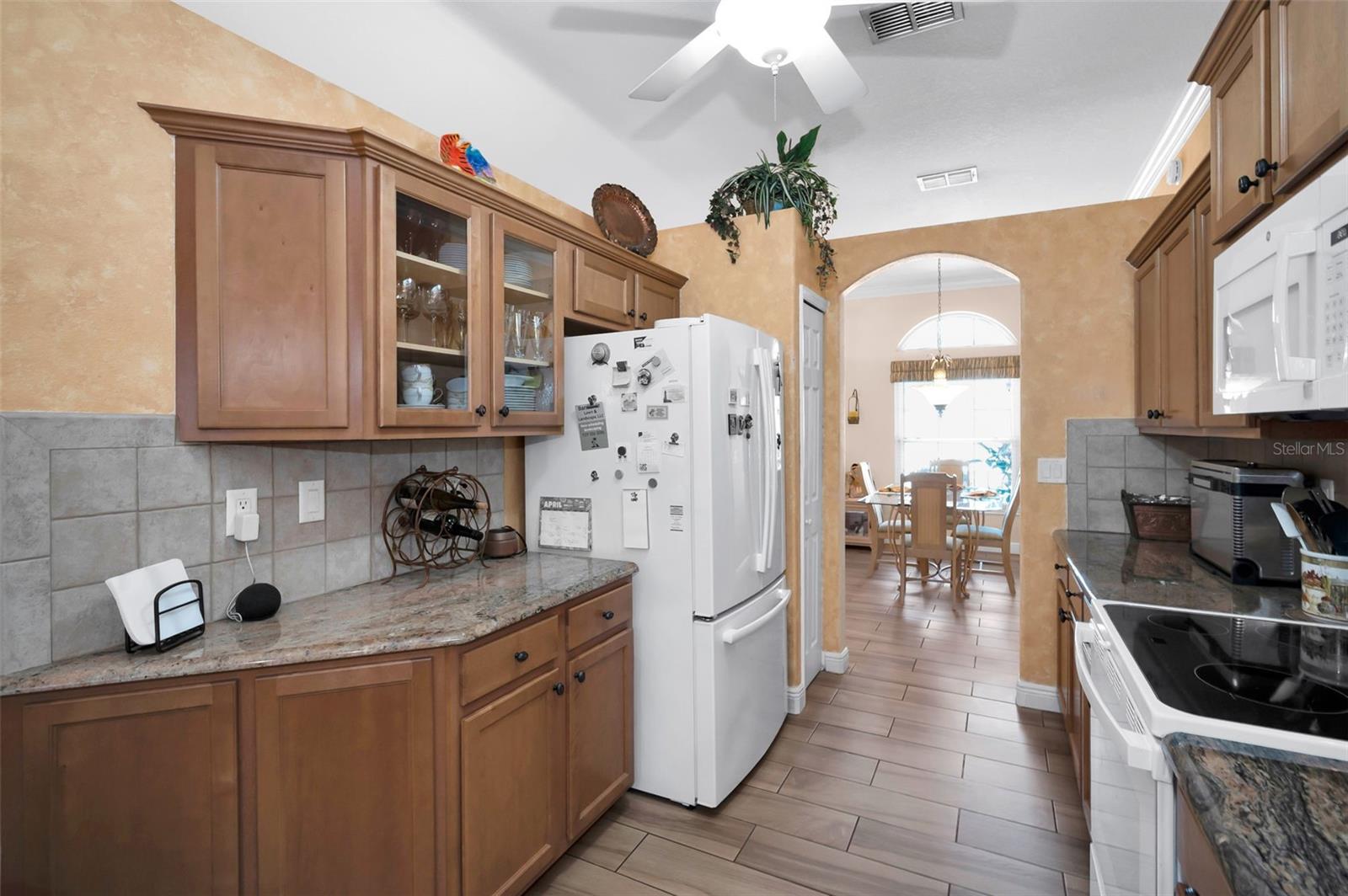 Image 17 of 53 For 8202 Wild Oaks Circle
