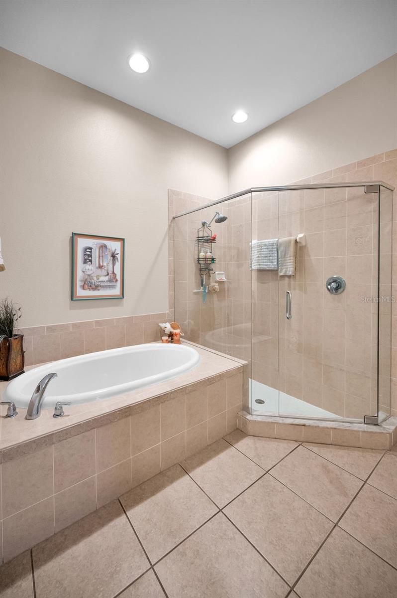 Image 32 of 53 For 8202 Wild Oaks Circle