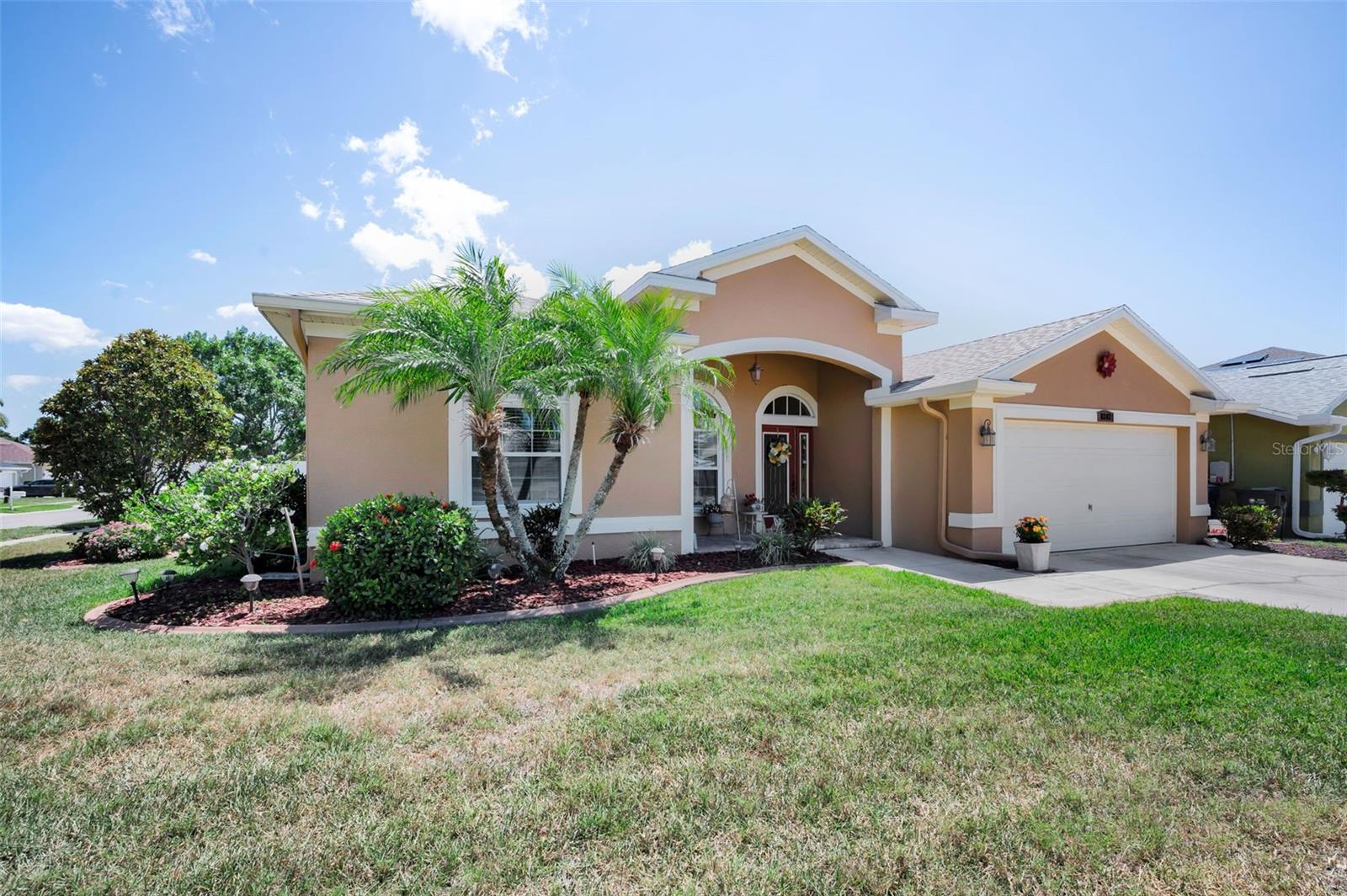 Image 4 of 53 For 8202 Wild Oaks Circle