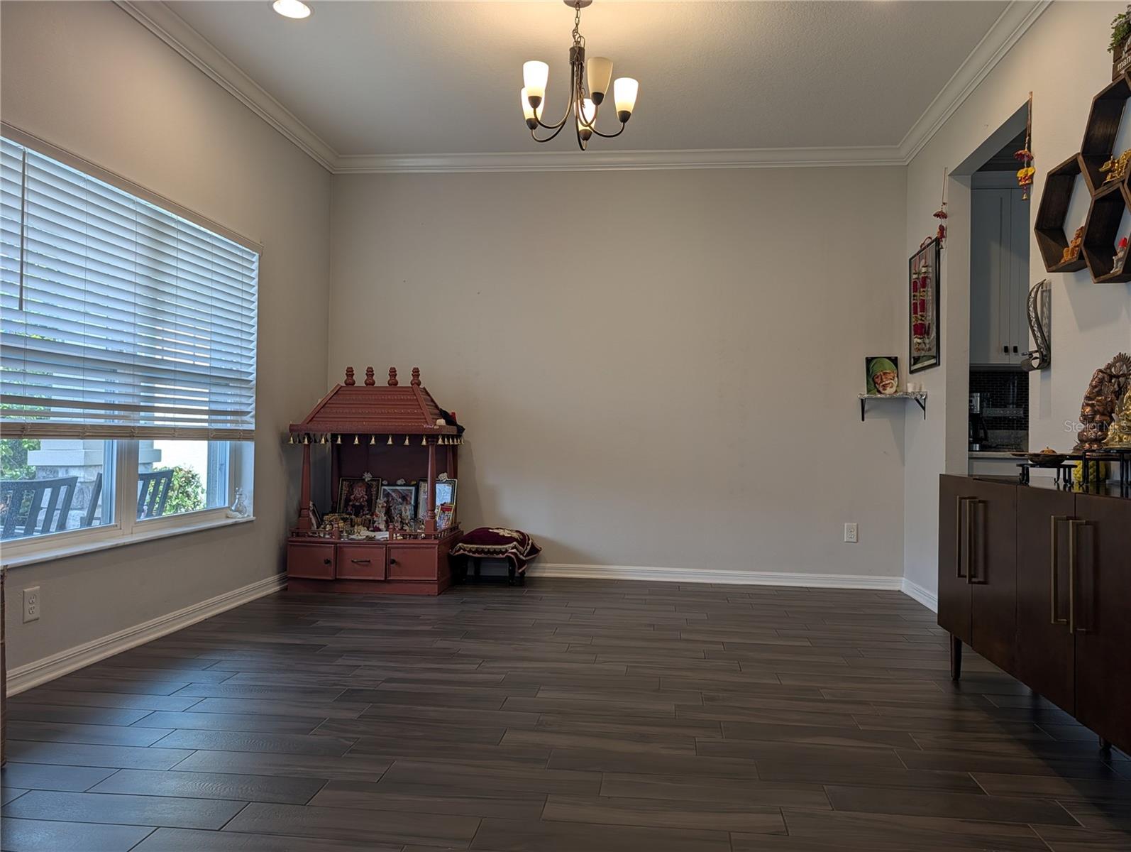 Image 6 of 18 For 19410 Rosemoor Avenue