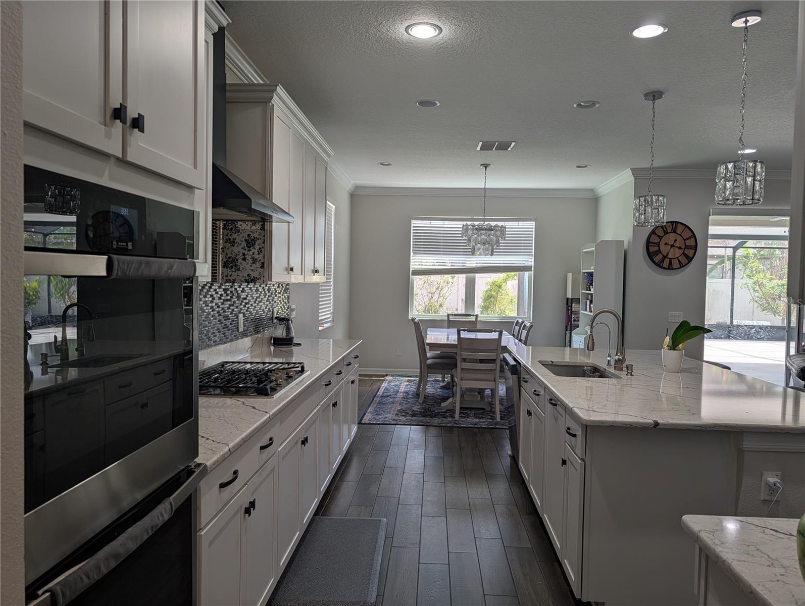 Image 9 of 18 For 19410 Rosemoor Avenue
