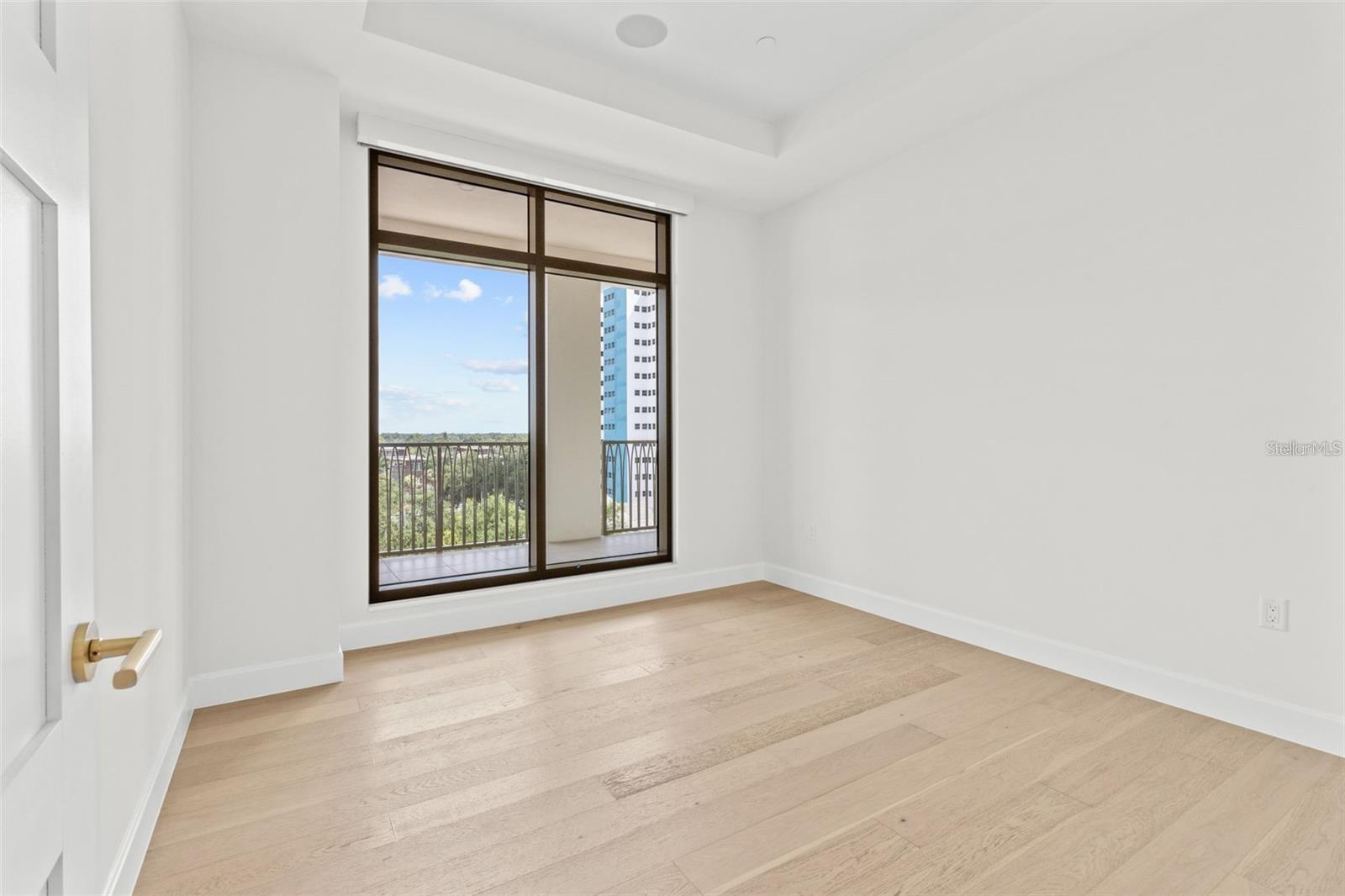 Image 30 of 64 For 126 4th Avenue Ne 601