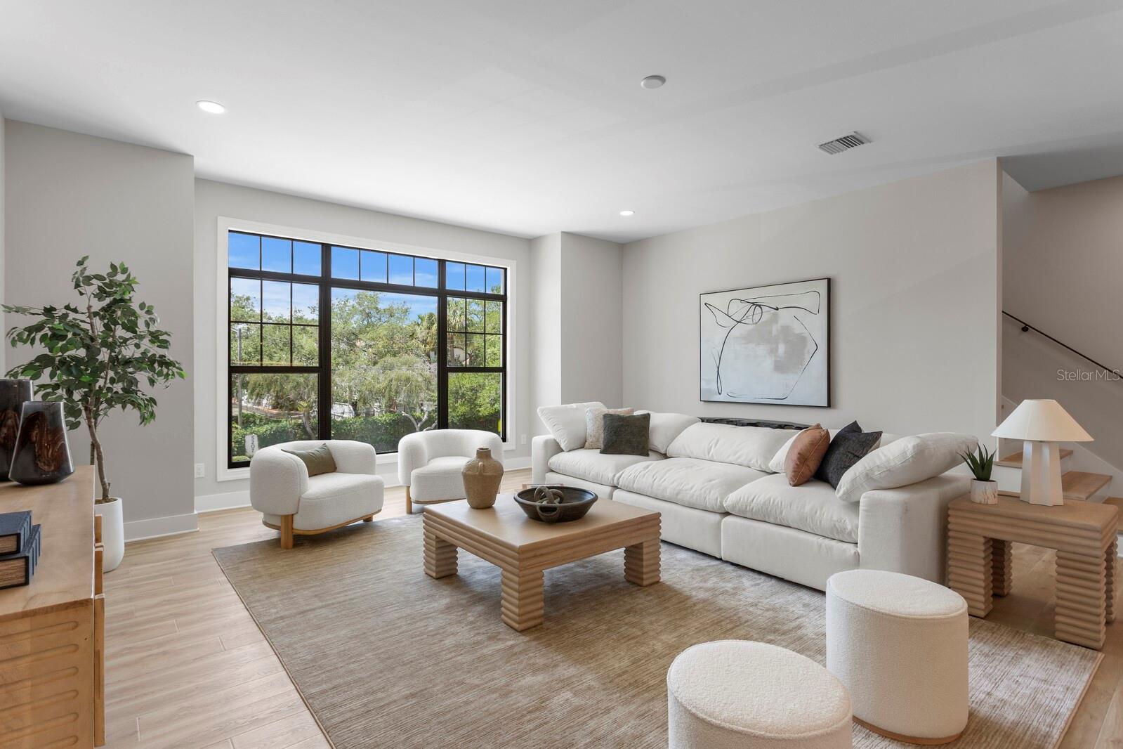 Listing photo id 9 for 5210 Bayshore Boulevard 2