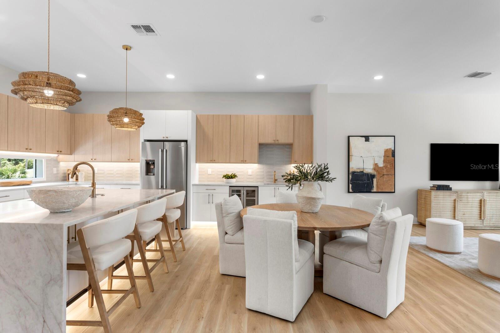 Listing photo id 14 for 5210 Bayshore Boulevard 2