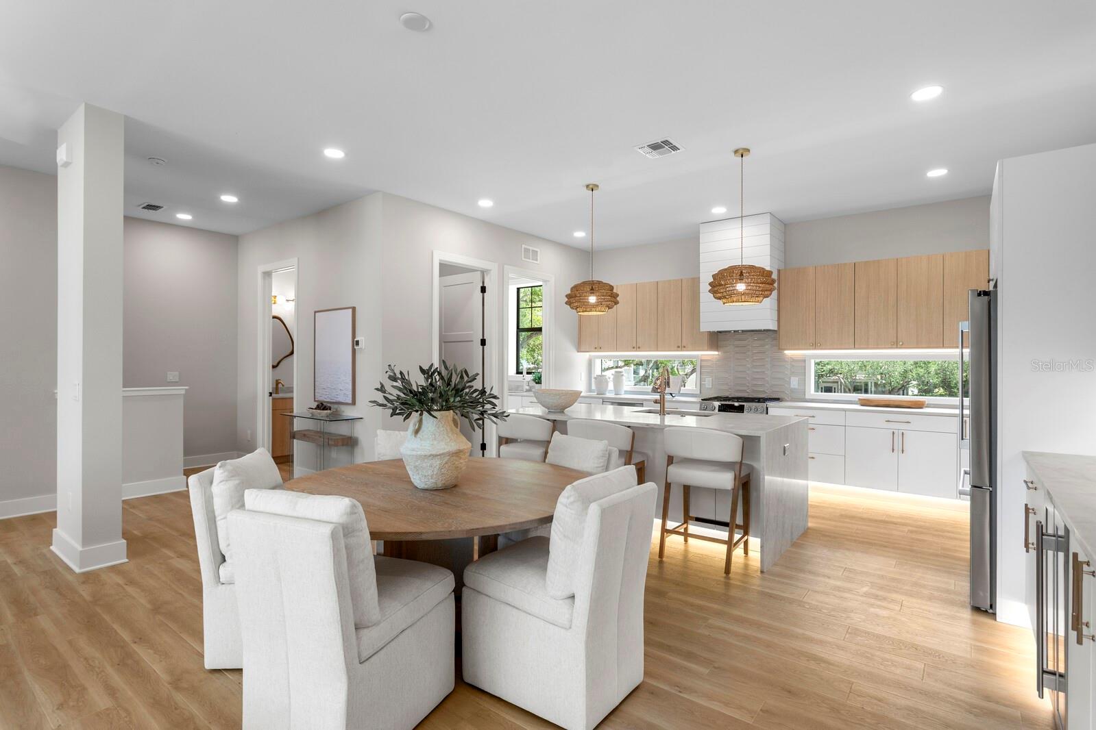 Listing photo id 17 for 5210 Bayshore Boulevard 2