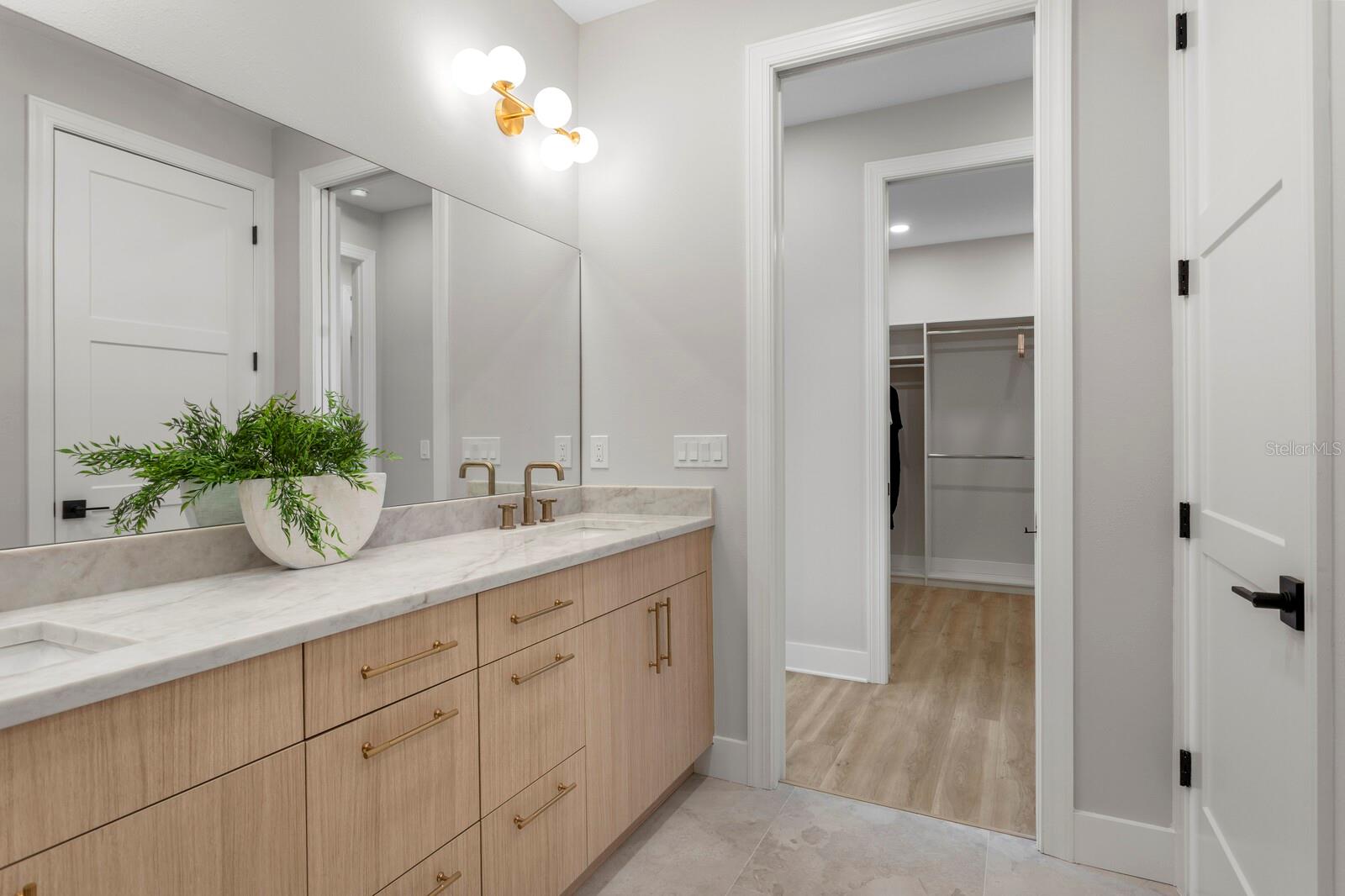 Listing photo id 24 for 5210 Bayshore Boulevard 2