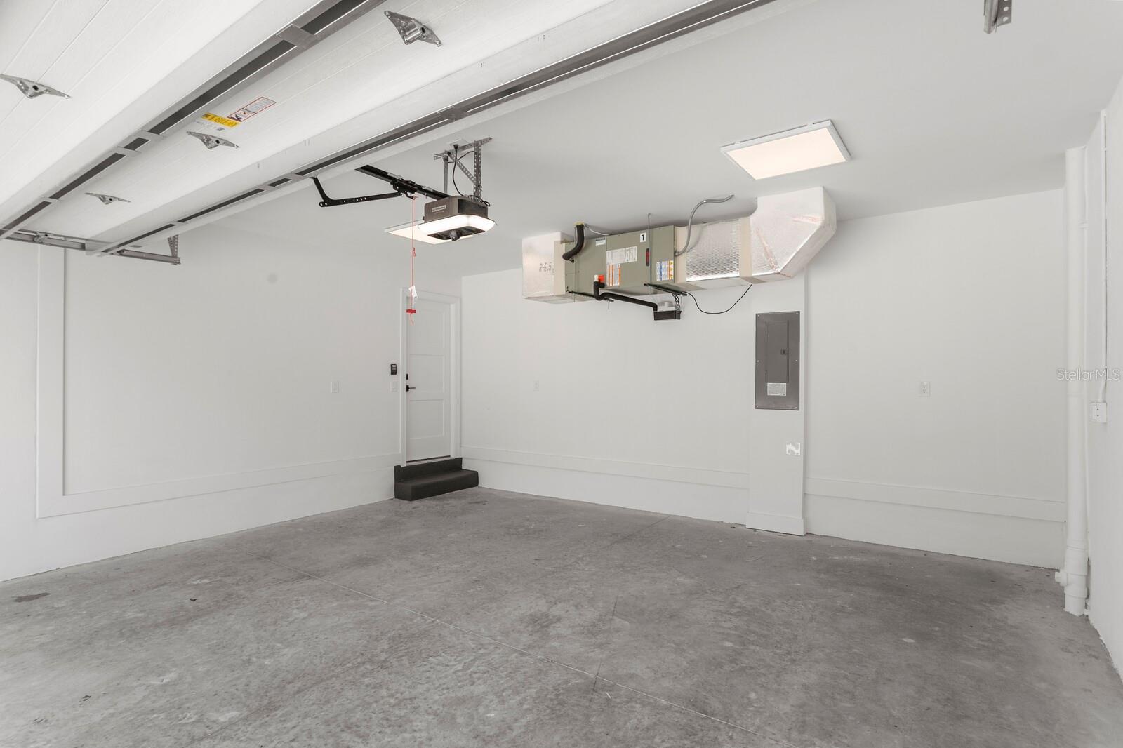 Listing photo id 40 for 5210 Bayshore Boulevard 2
