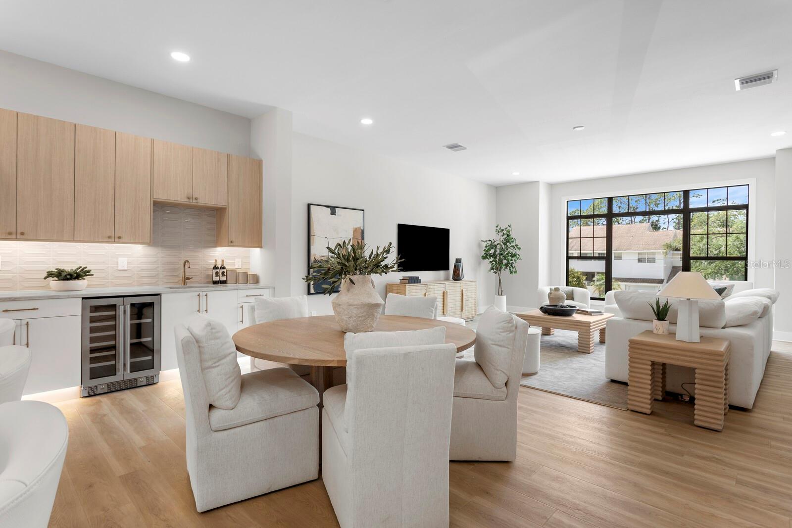 Listing photo id 7 for 5210 Bayshore Boulevard 2