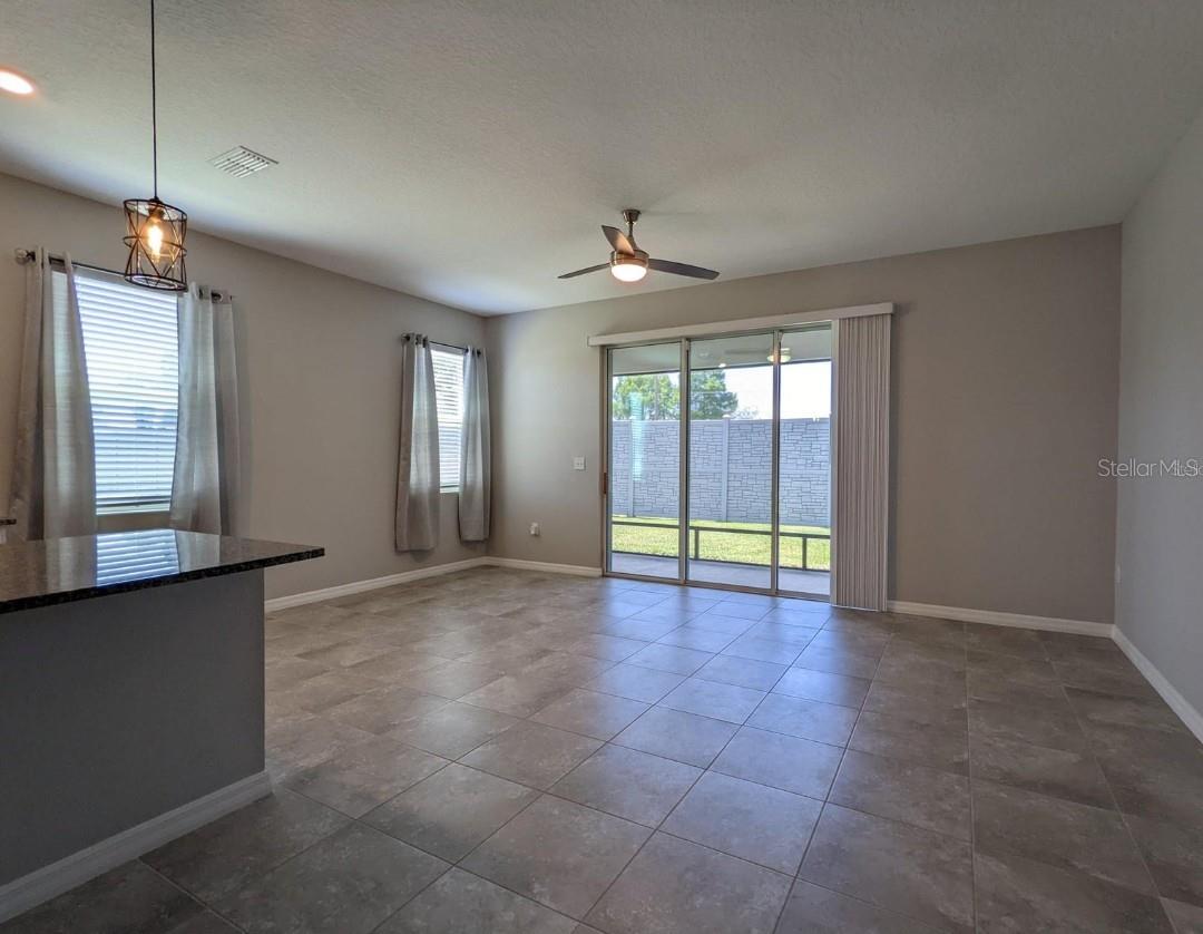 Image 6 of 36 For 2683 Midnight Pearl Drive