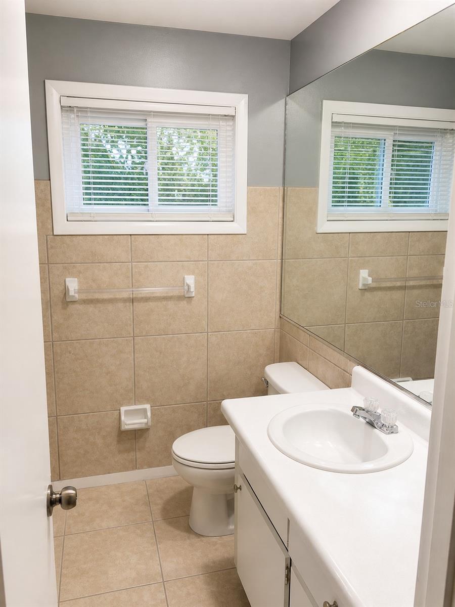 Image 4 of 6 For 930 Alcazar Way S