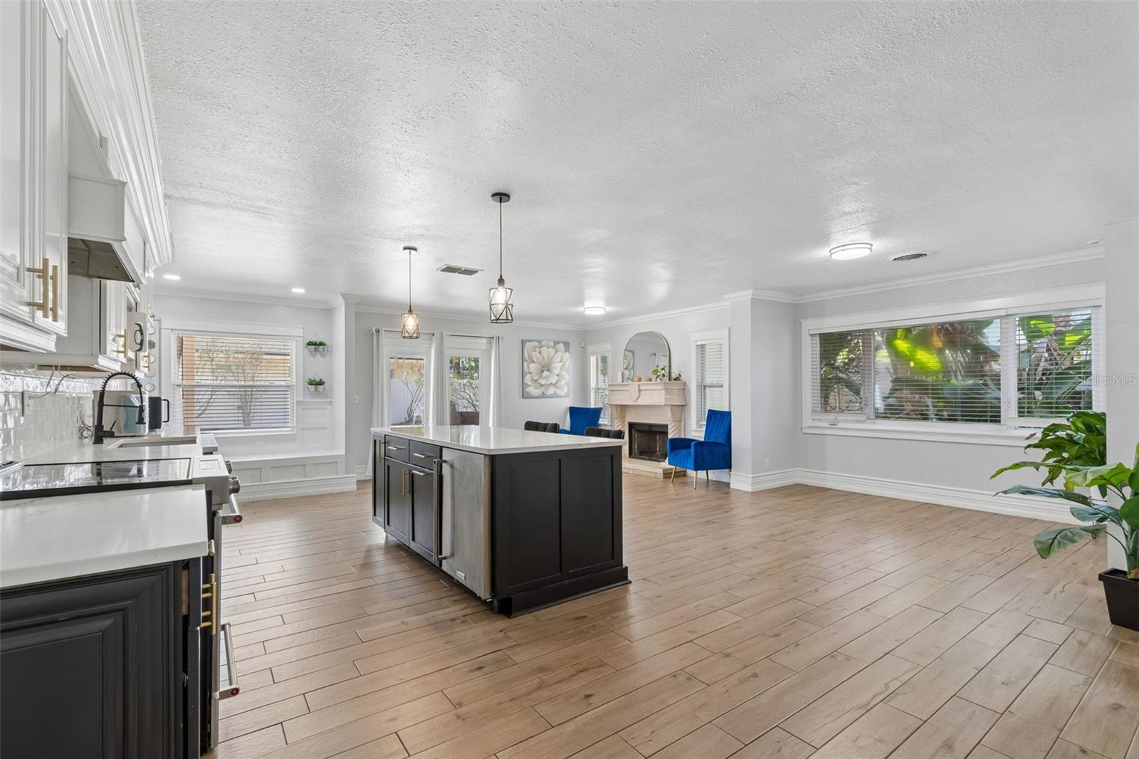 Image 15 of 71 For 2790 Pinellas Point Drive S