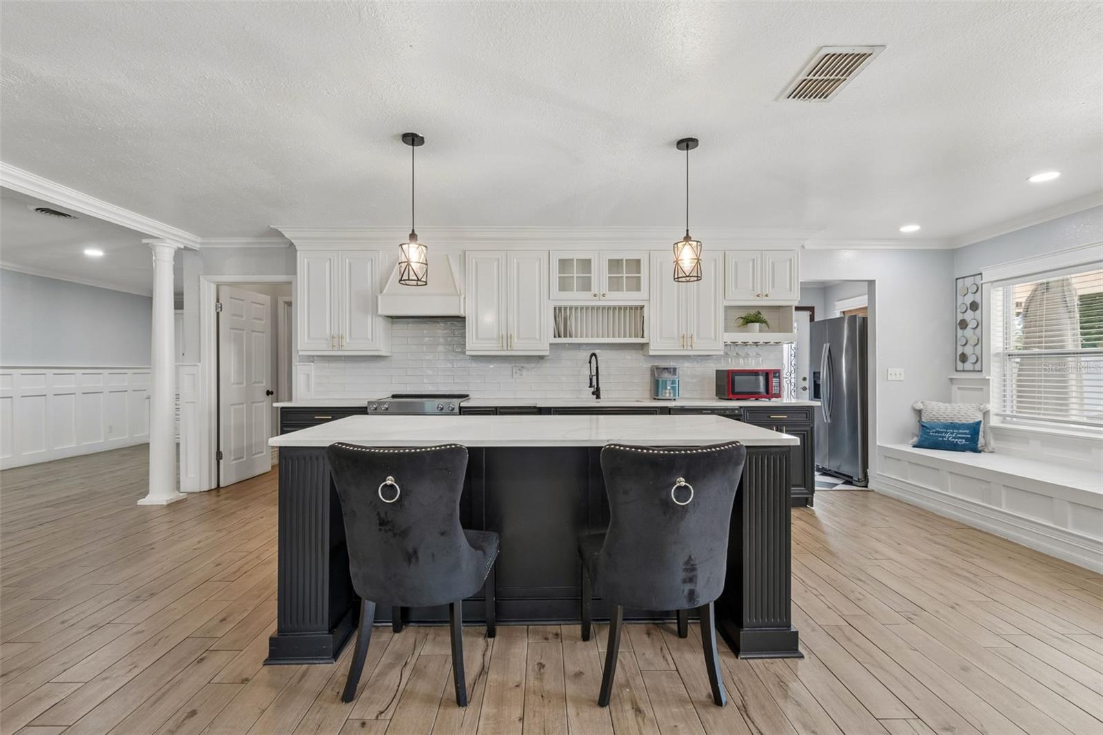 Image 17 of 71 For 2790 Pinellas Point Drive S