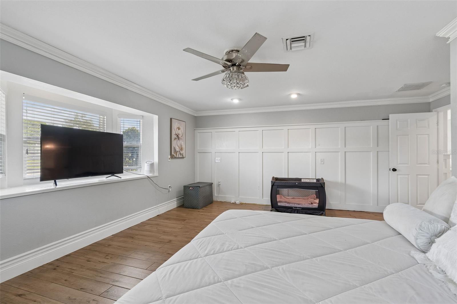 Image 36 of 71 For 2790 Pinellas Point Drive S