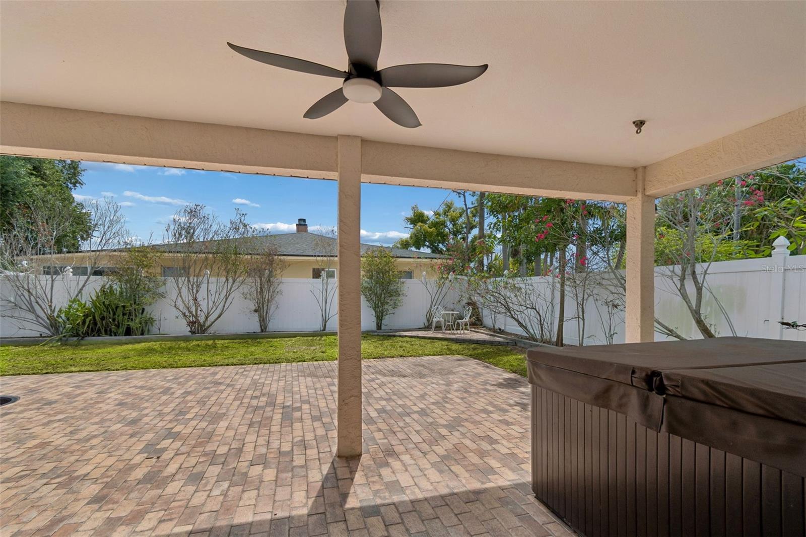 Image 57 of 71 For 2790 Pinellas Point Drive S