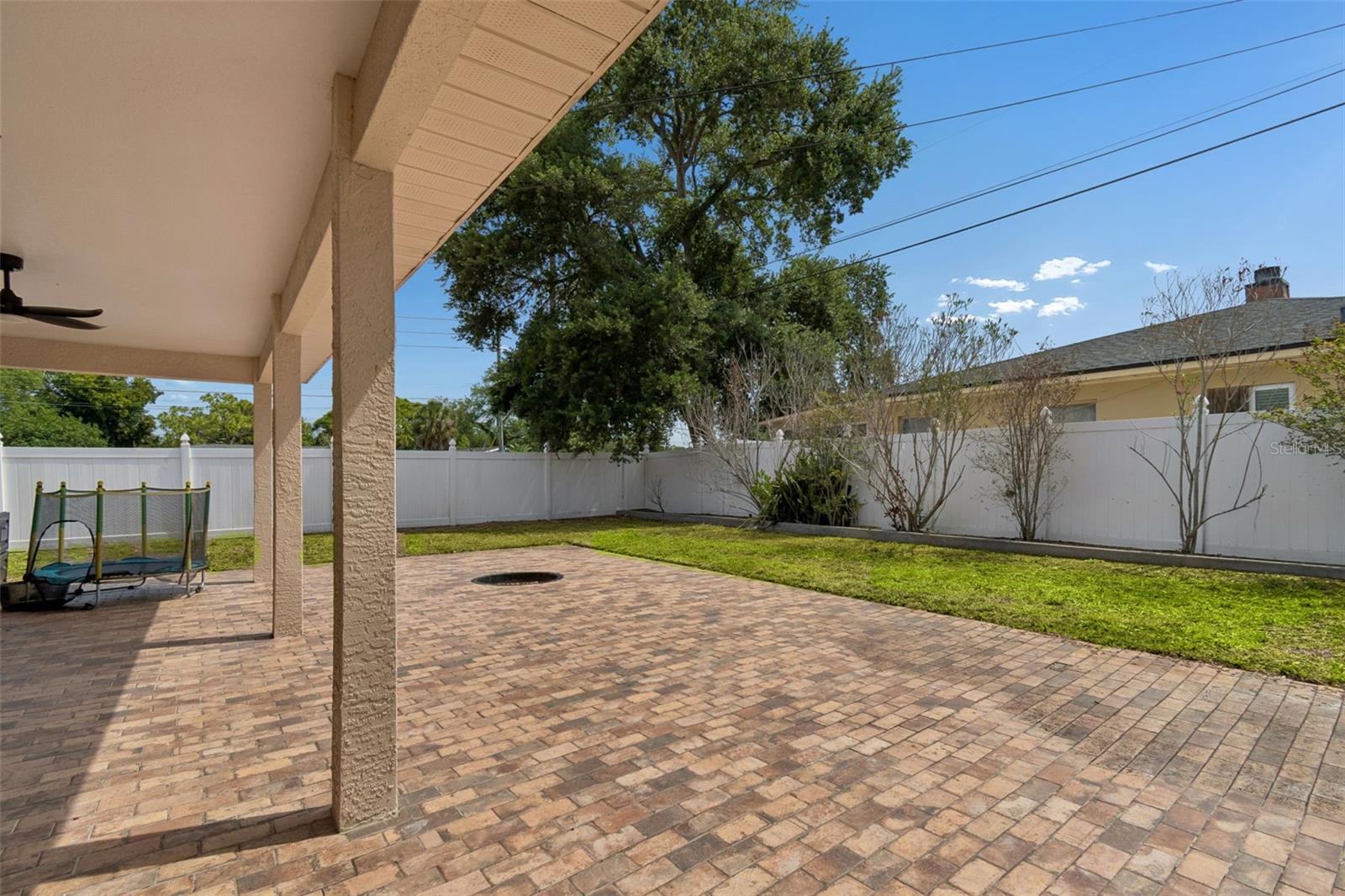 Image 58 of 71 For 2790 Pinellas Point Drive S
