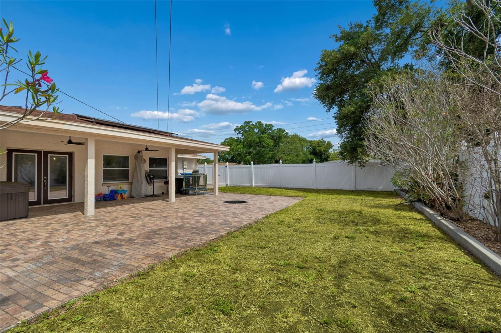 Image 59 of 71 For 2790 Pinellas Point Drive S