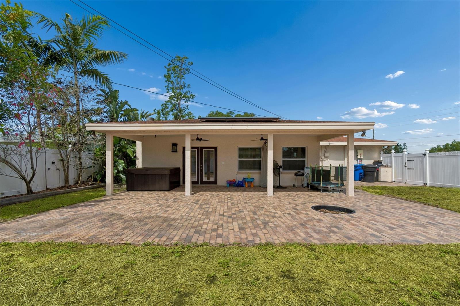 Image 60 of 71 For 2790 Pinellas Point Drive S