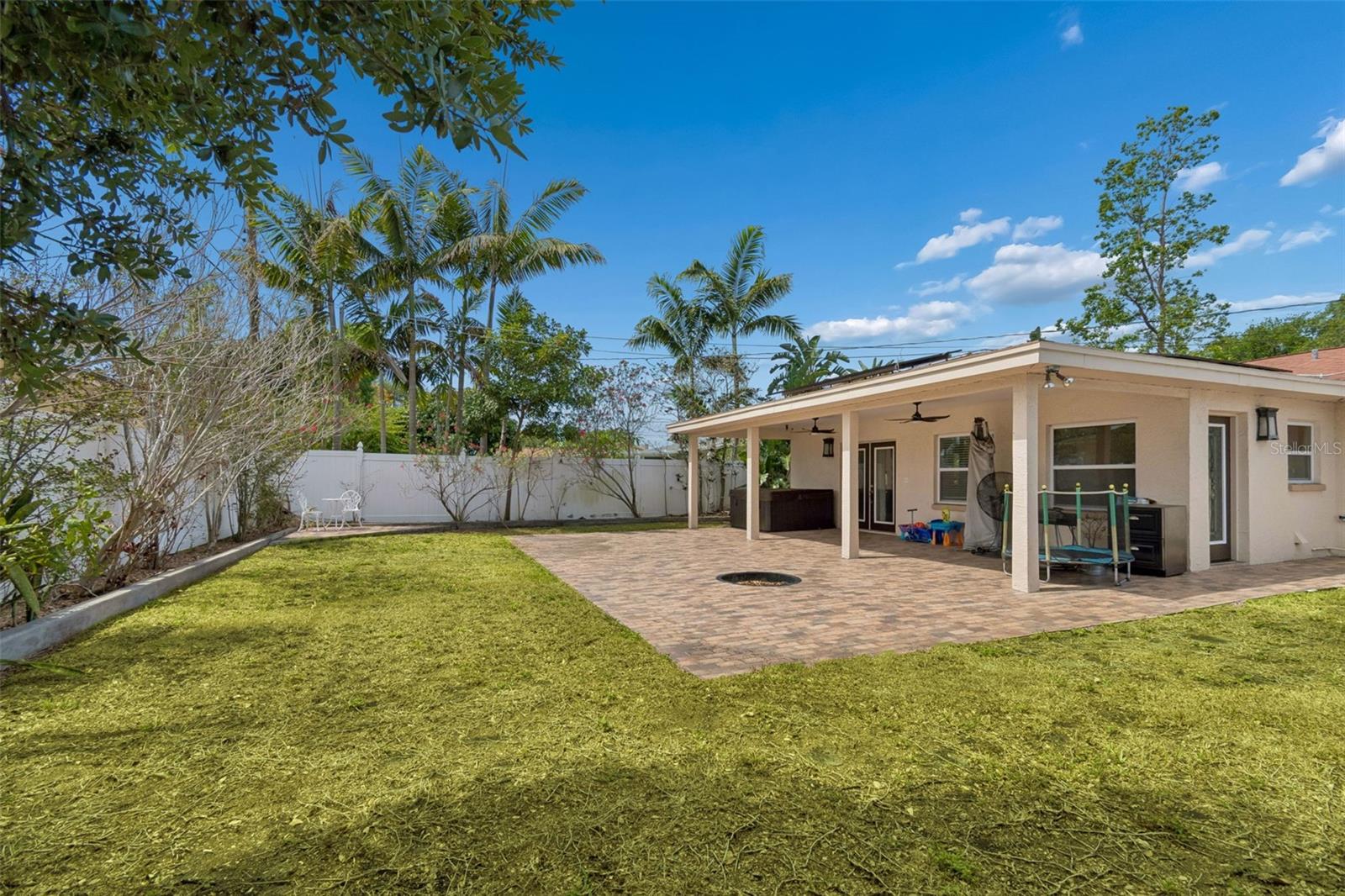 Image 61 of 71 For 2790 Pinellas Point Drive S