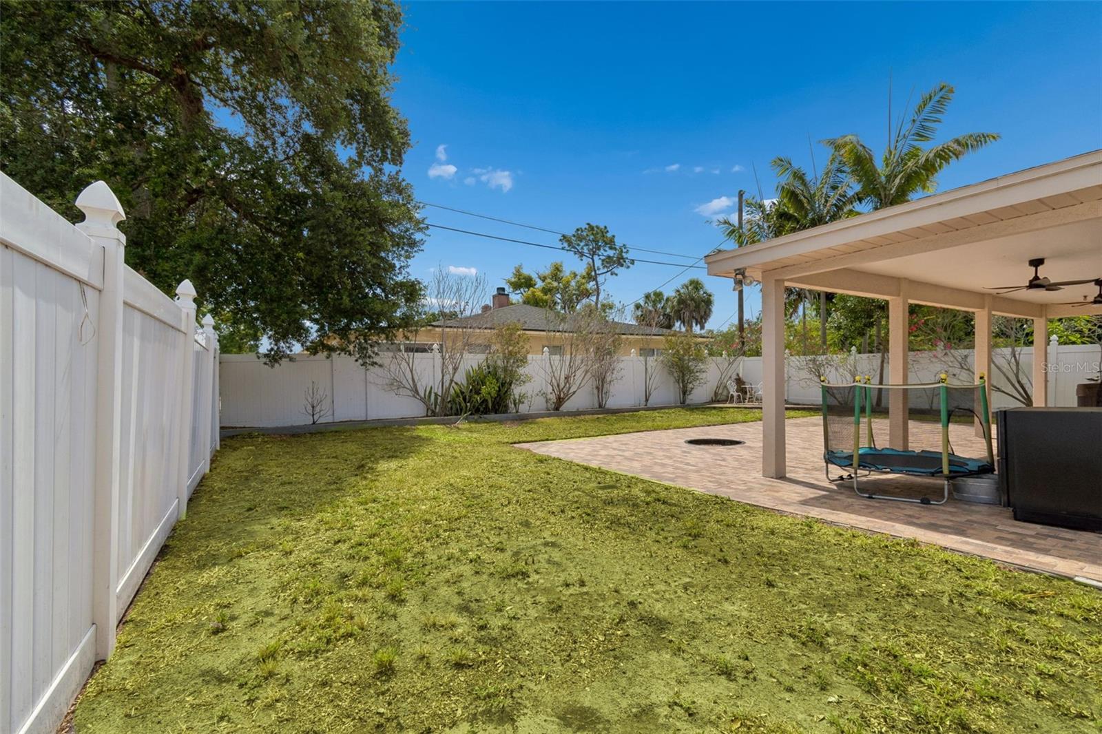 Image 62 of 71 For 2790 Pinellas Point Drive S