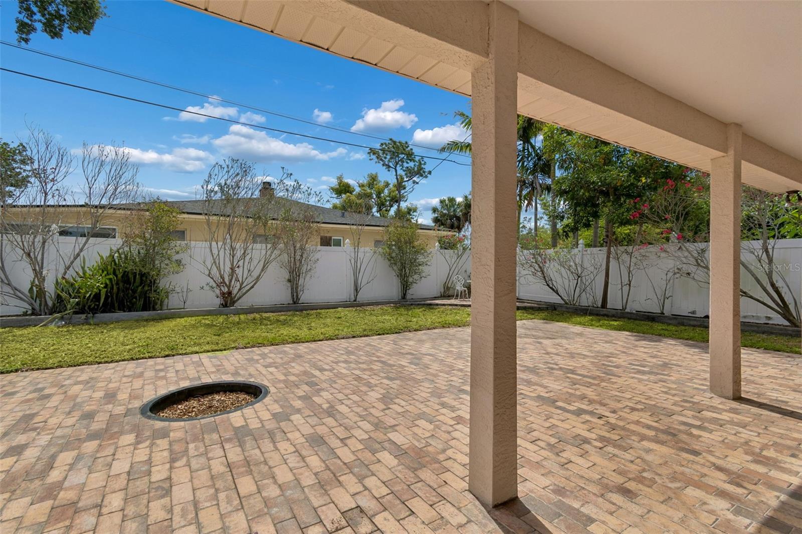 Image 64 of 71 For 2790 Pinellas Point Drive S