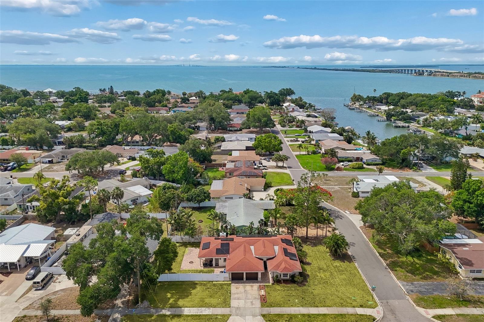 Image 66 of 71 For 2790 Pinellas Point Drive S