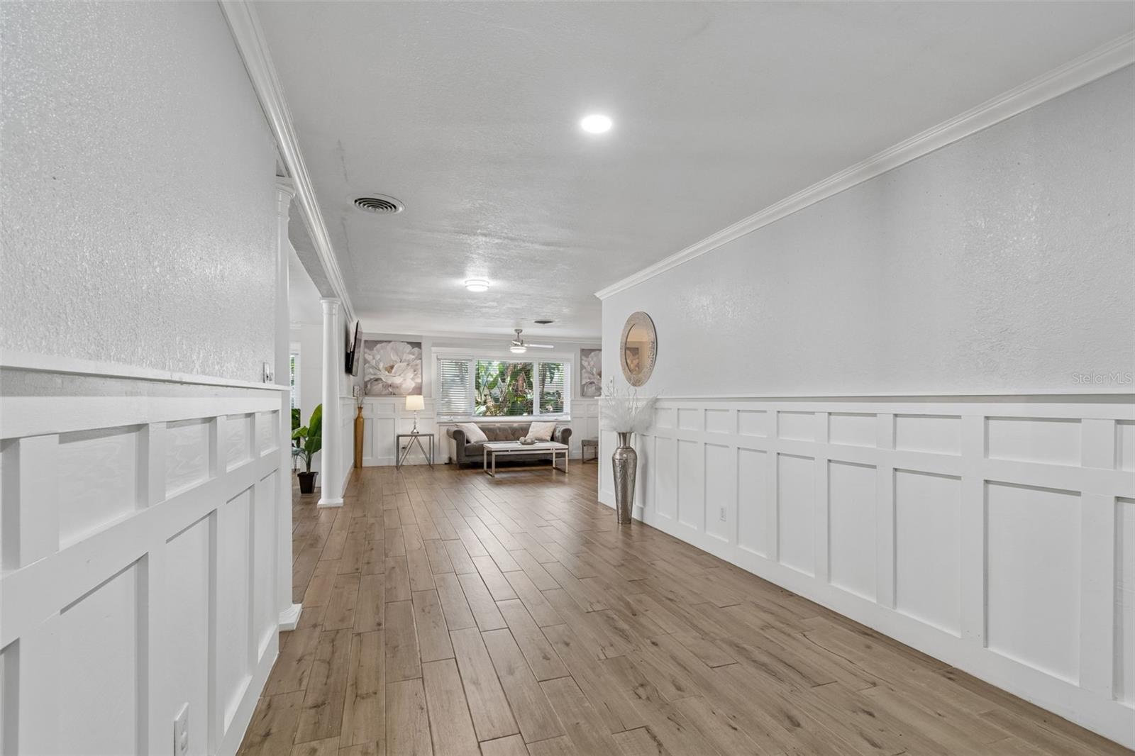 Image 8 of 71 For 2790 Pinellas Point Drive S