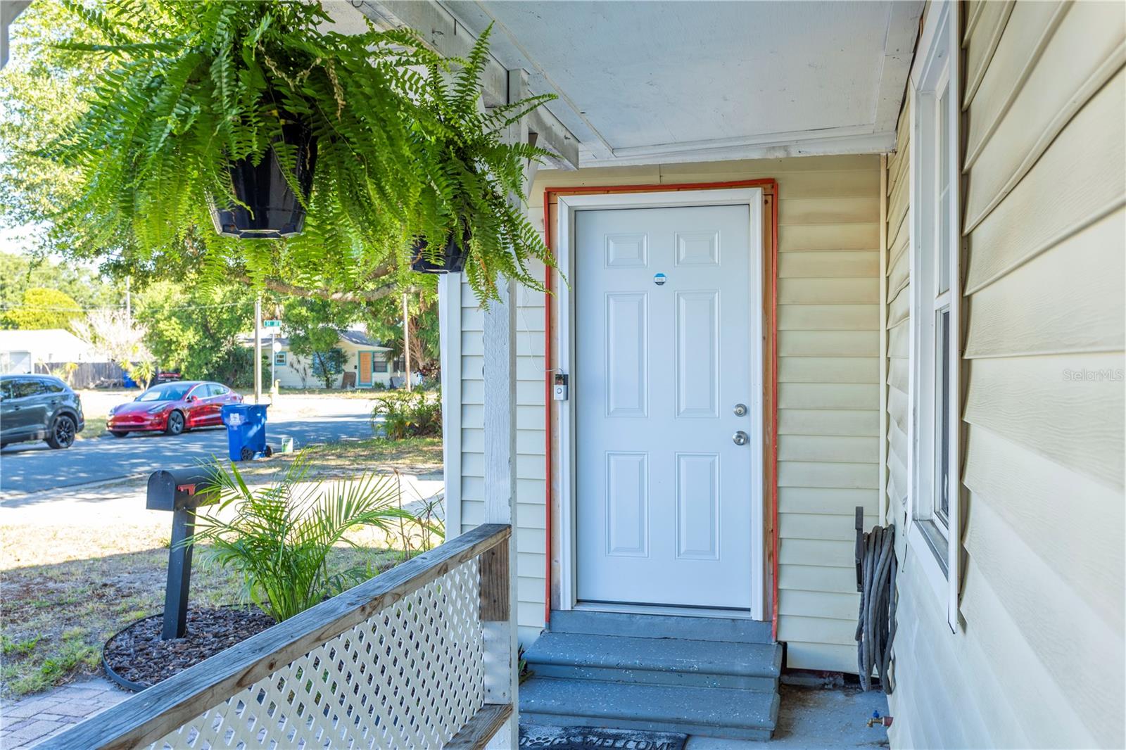 Image 3 of 46 For 3335 Tarlton Street N