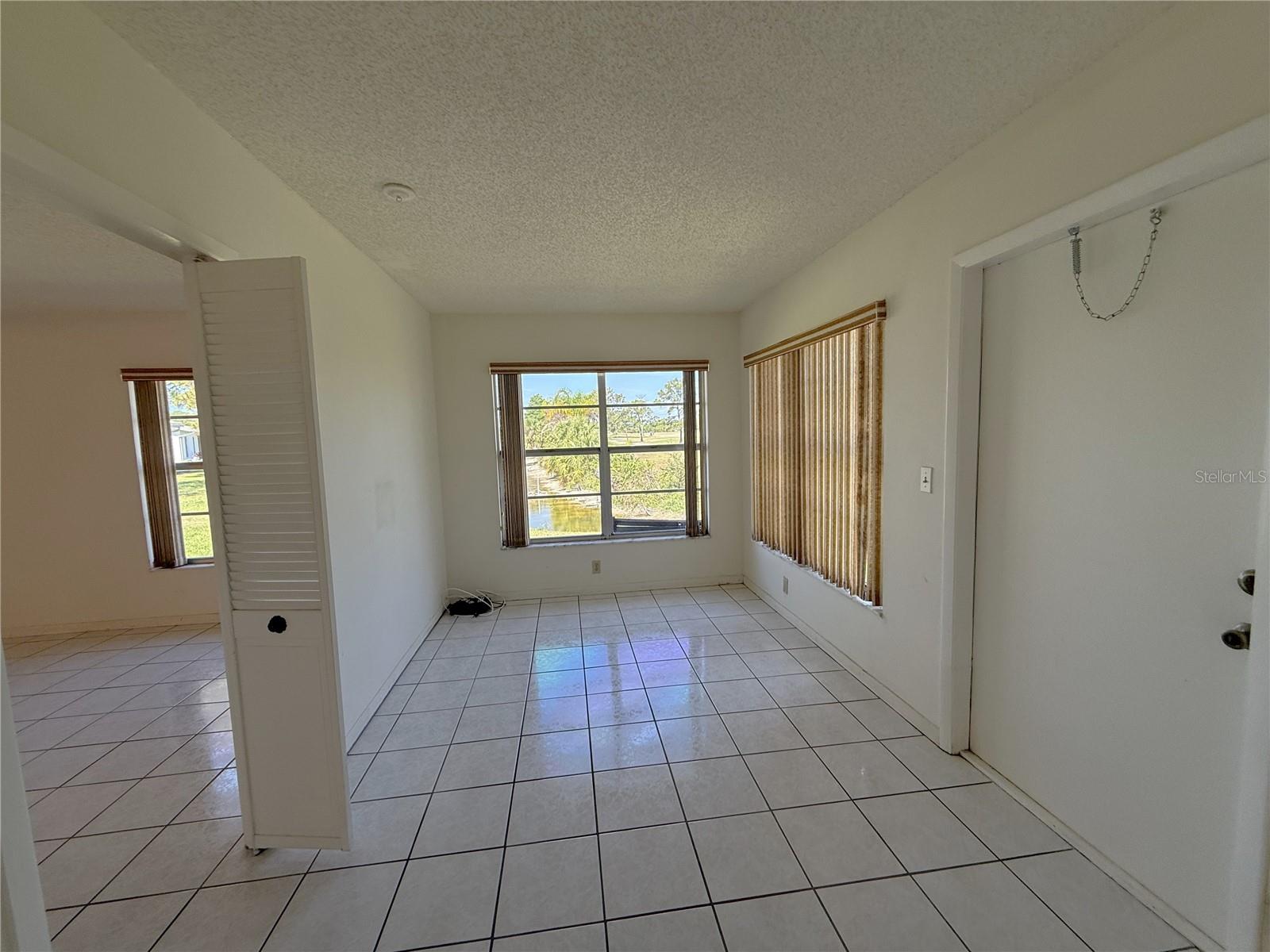 Image 11 of 47 For 3455 Mainlands Boulevard S