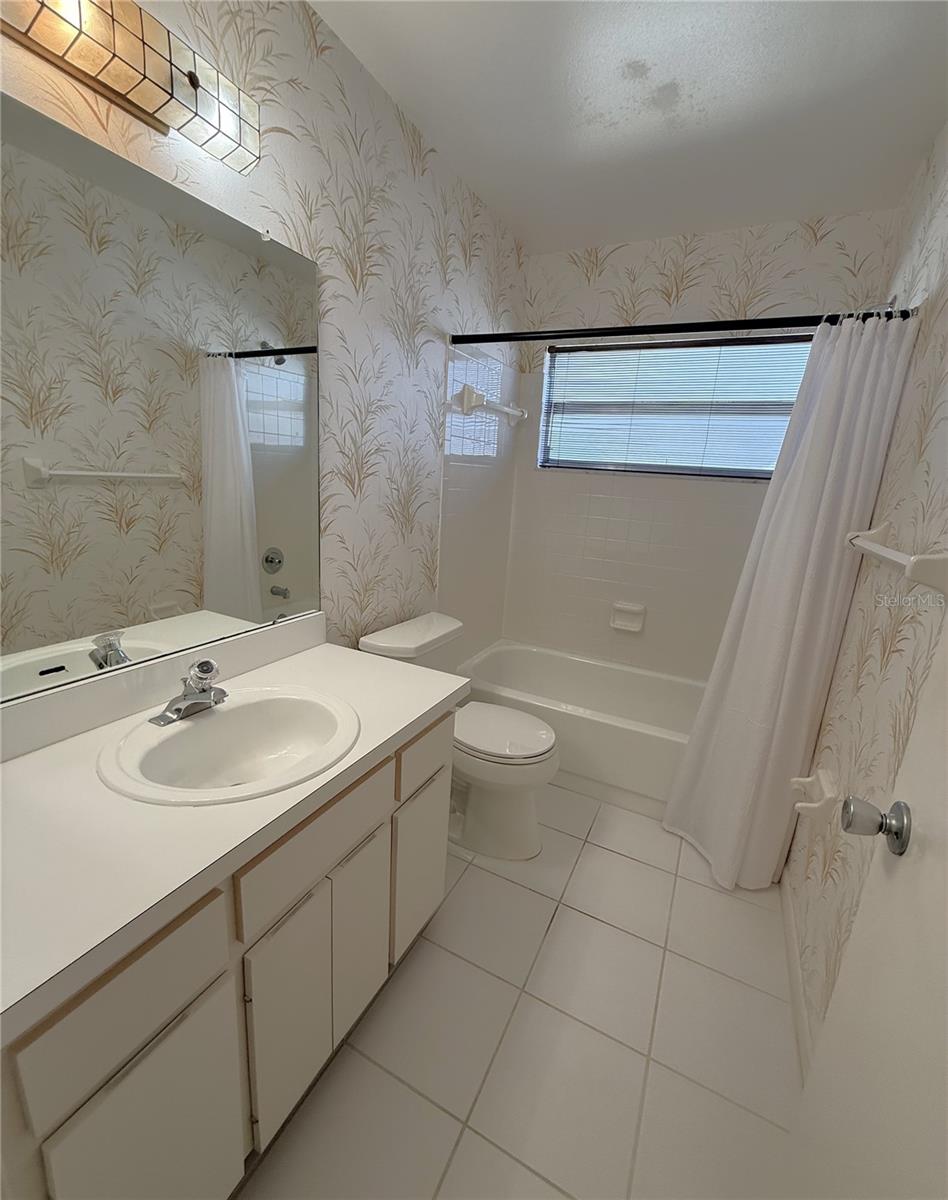 Image 15 of 47 For 3455 Mainlands Boulevard S