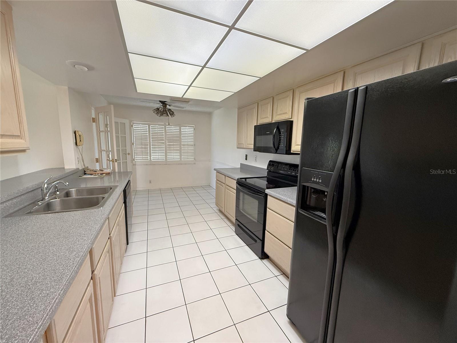 Image 6 of 47 For 3455 Mainlands Boulevard S