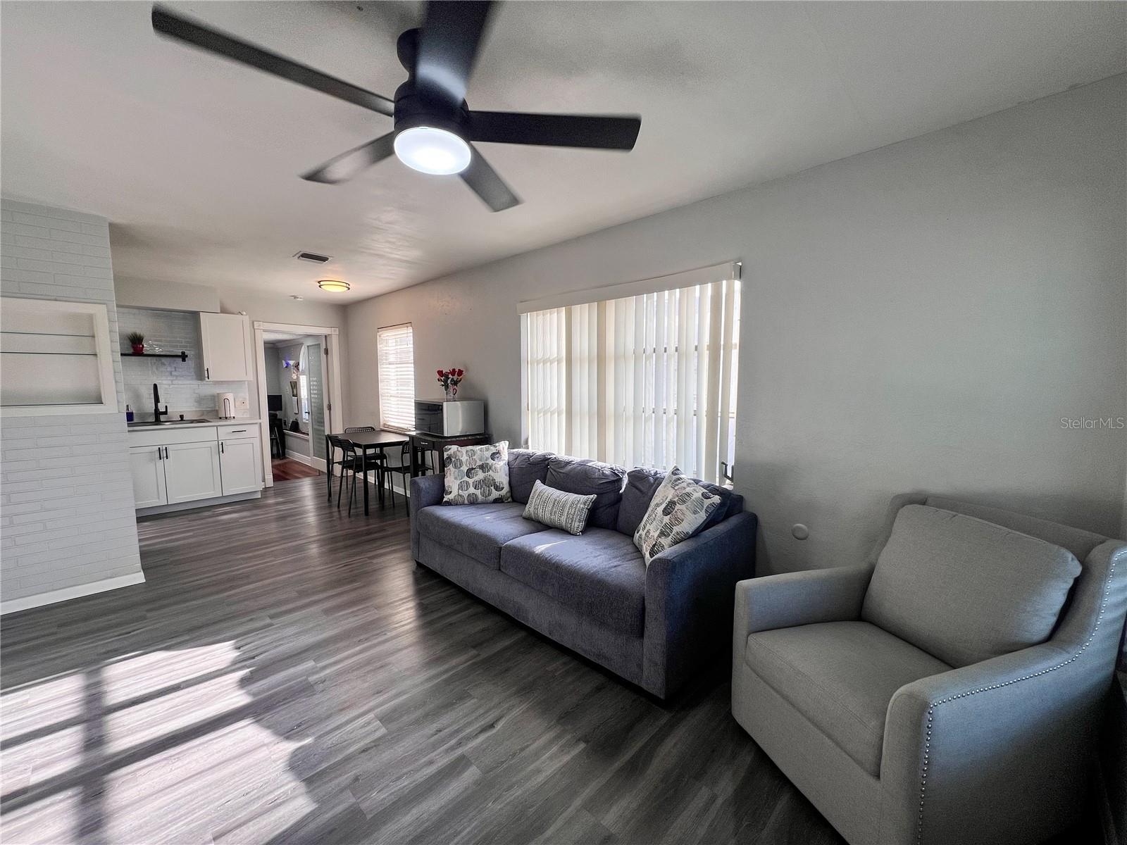 Image 6 of 18 For 772 71st Avenue N